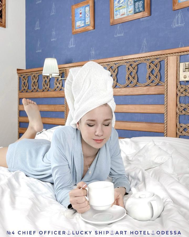 Lucky Ship Art Hotel أوديسا المظهر الخارجي الصورة