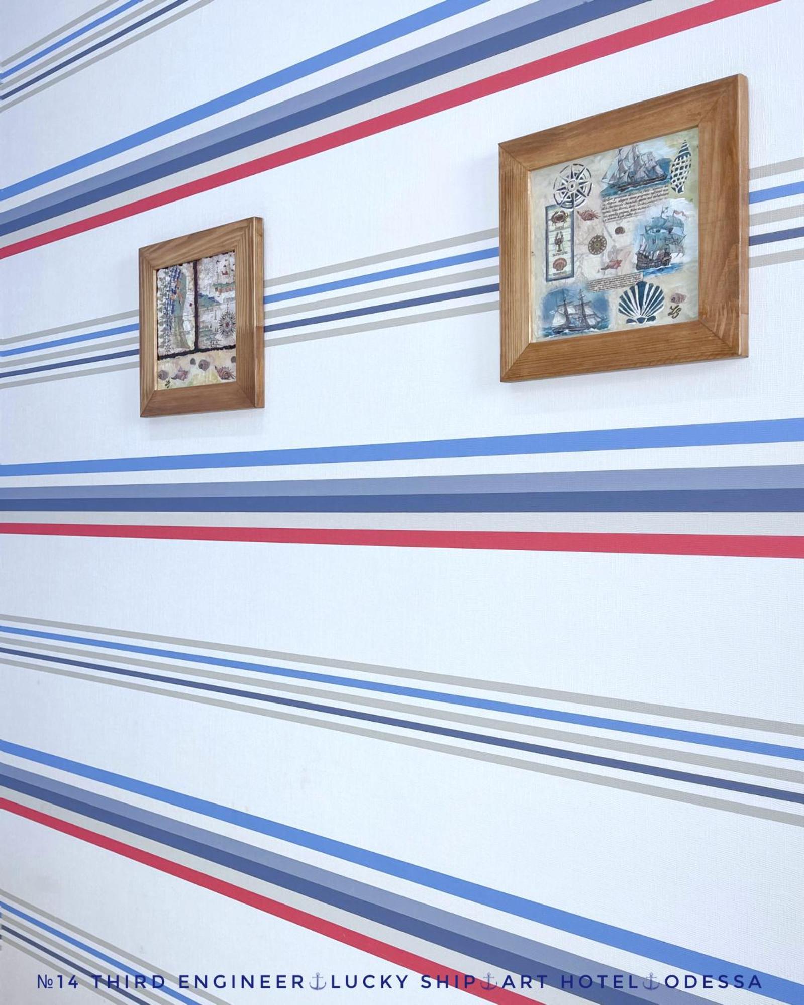 Lucky Ship Art Hotel أوديسا الغرفة الصورة